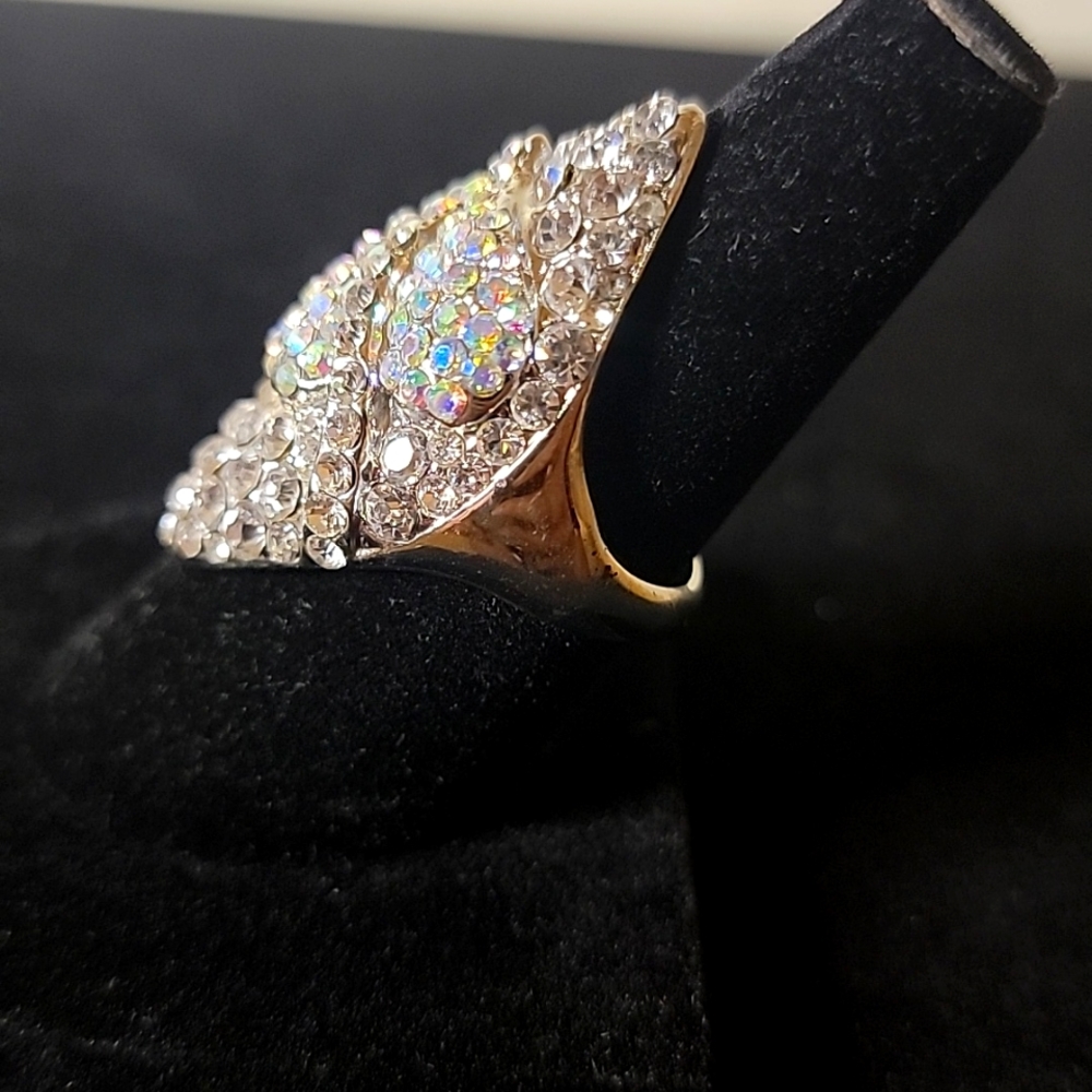 Unique Crystal Ring Size 9 - Picture 3 of 5